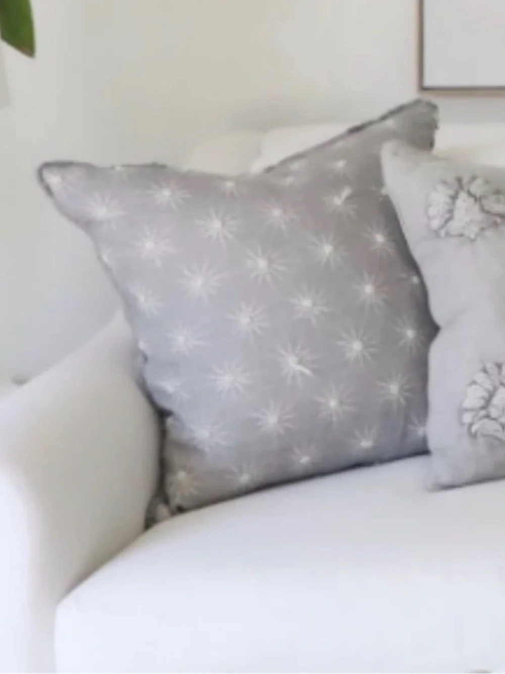 Serena & Lily Seascape Pillow Covers – Set of 2 (24″ Linen, Smoke)